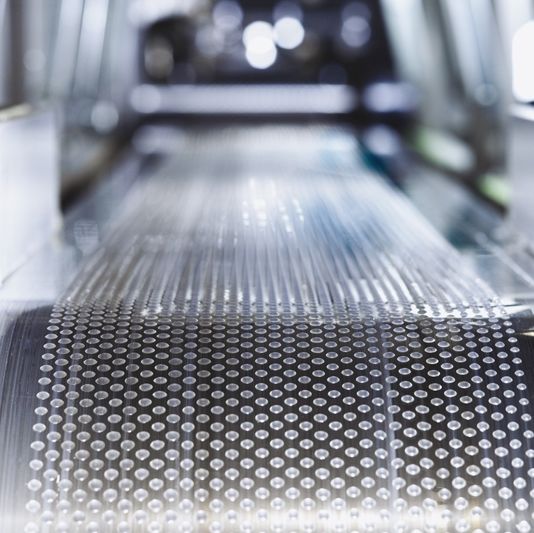 Licocene®-Wachse bieten ein perfektes Gleichgewicht zwischen Haftung und Kohäsion für... Licocene®-Wachse bieten ein perfektes Gleichgewicht zwischen Haftung und Kohäsion für...