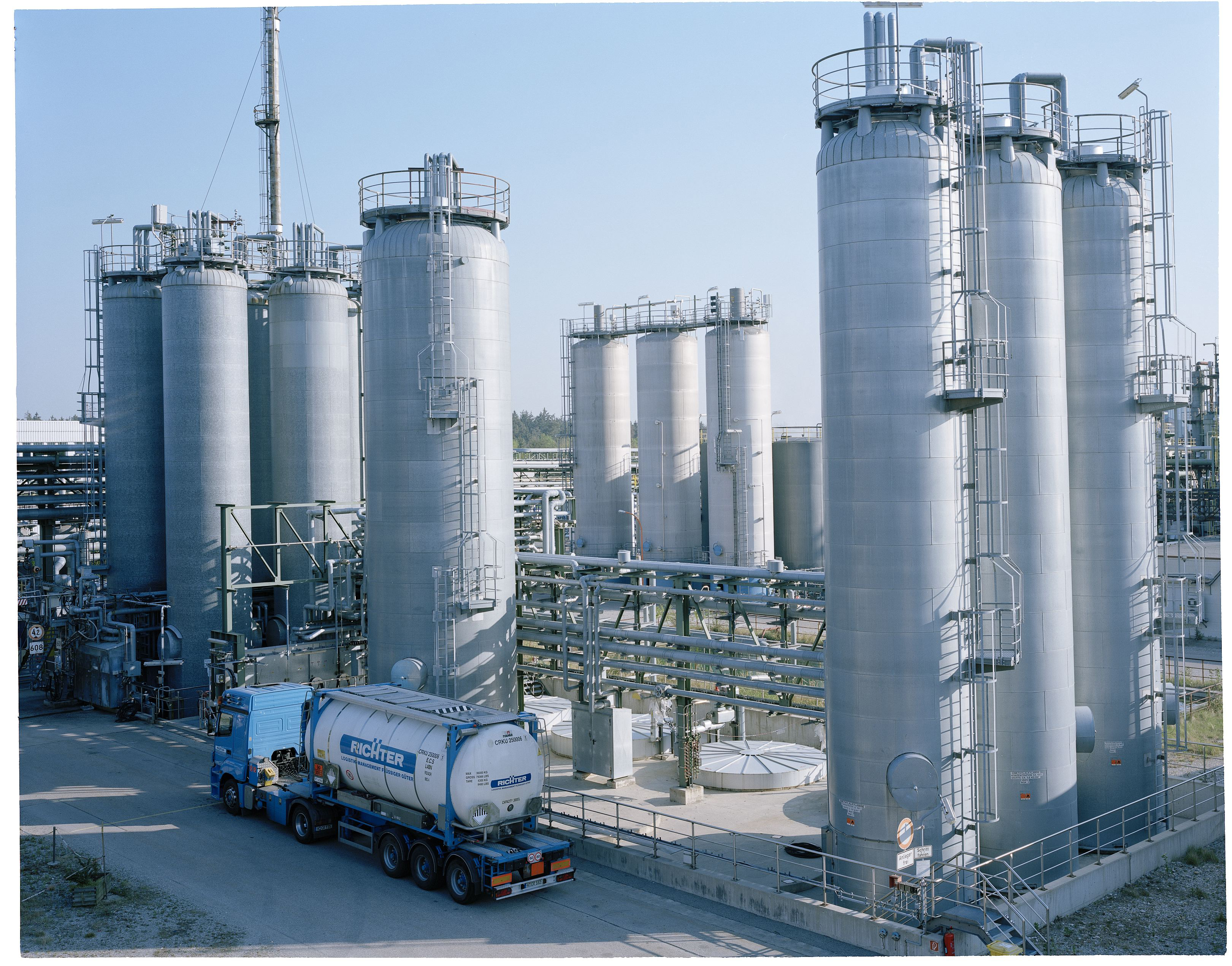 Clariant brings new capacity for Phosphate-Esters on-stream at Gendorf plant. (Photo: Clariant)