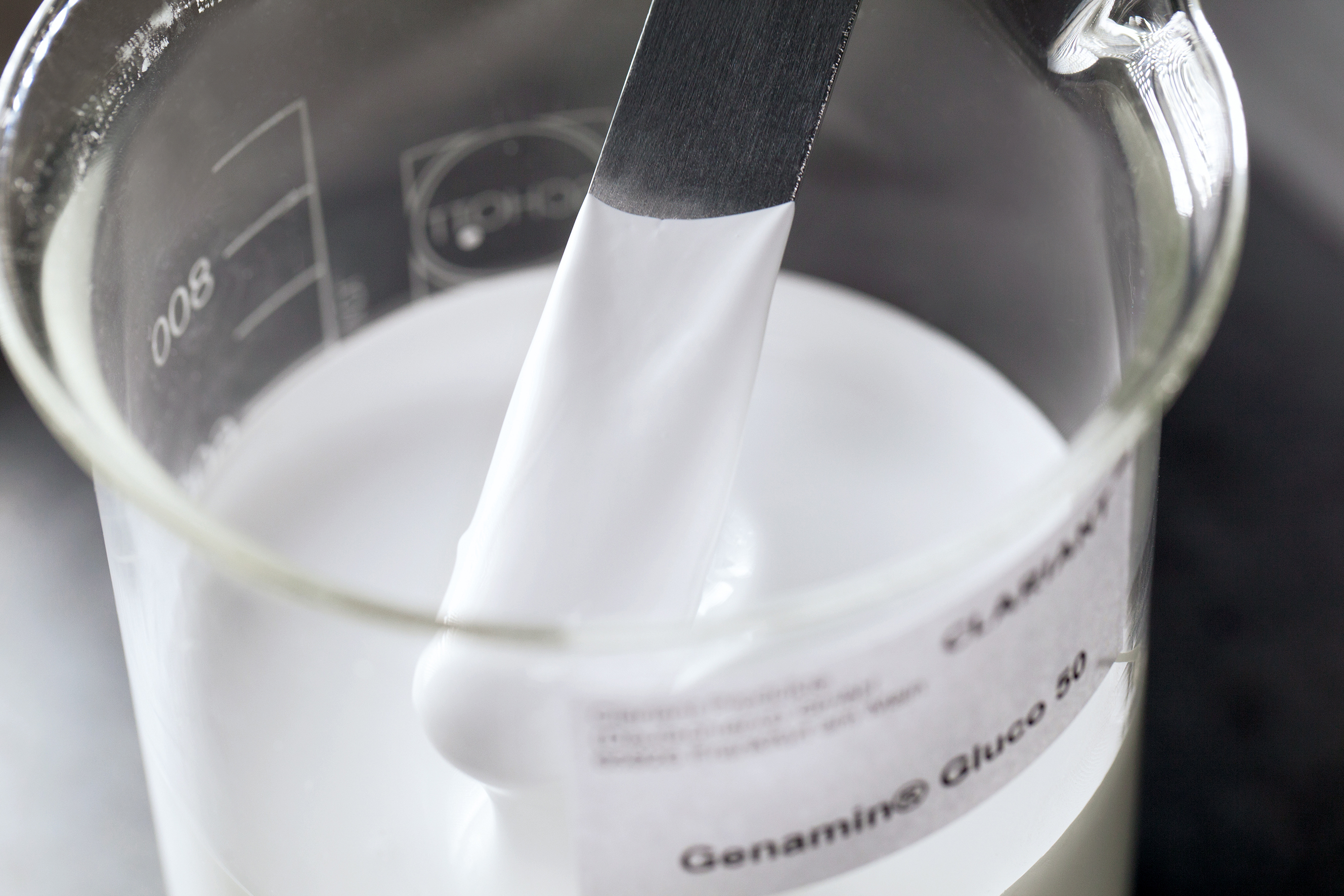 Clariant's novel neutralizer in the storage stability test. (Photo: Clariant)