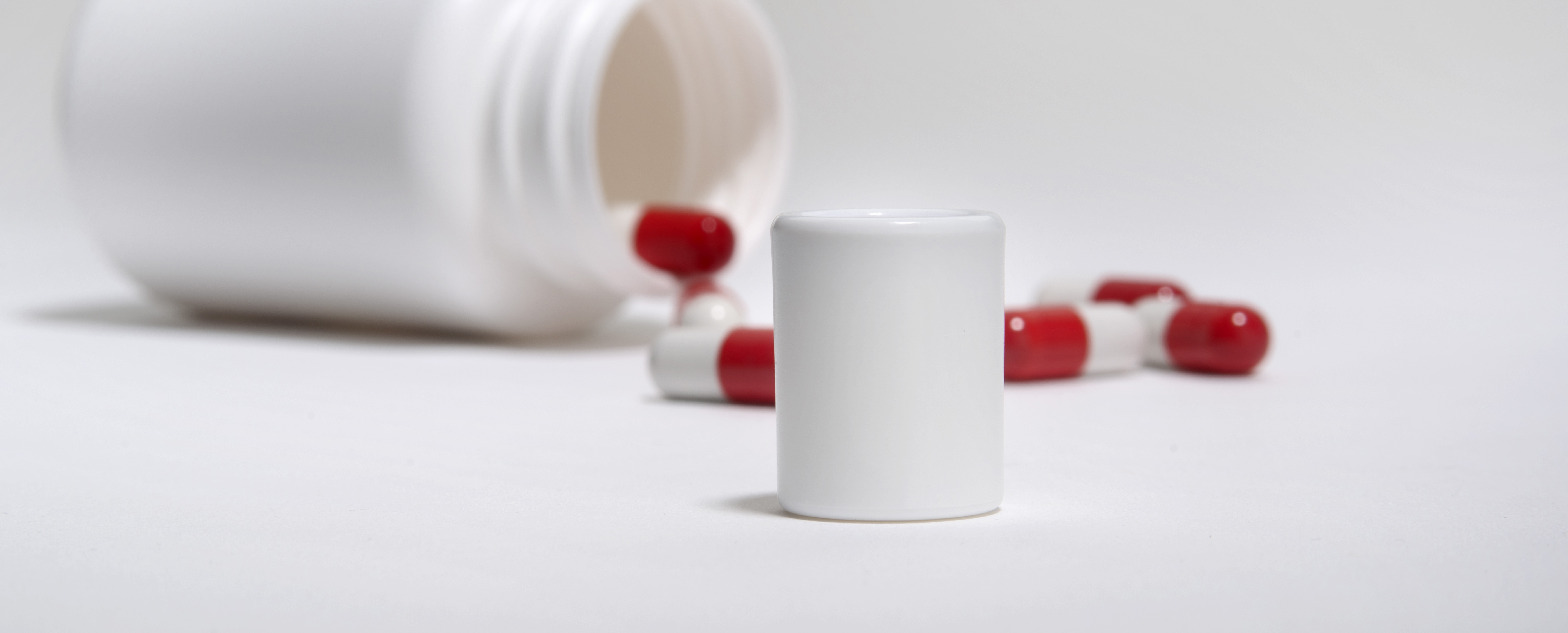 Clariant Launches New EQius™ Brand for Humidity-Control Packaging Solutions. (Photo: Clariant)