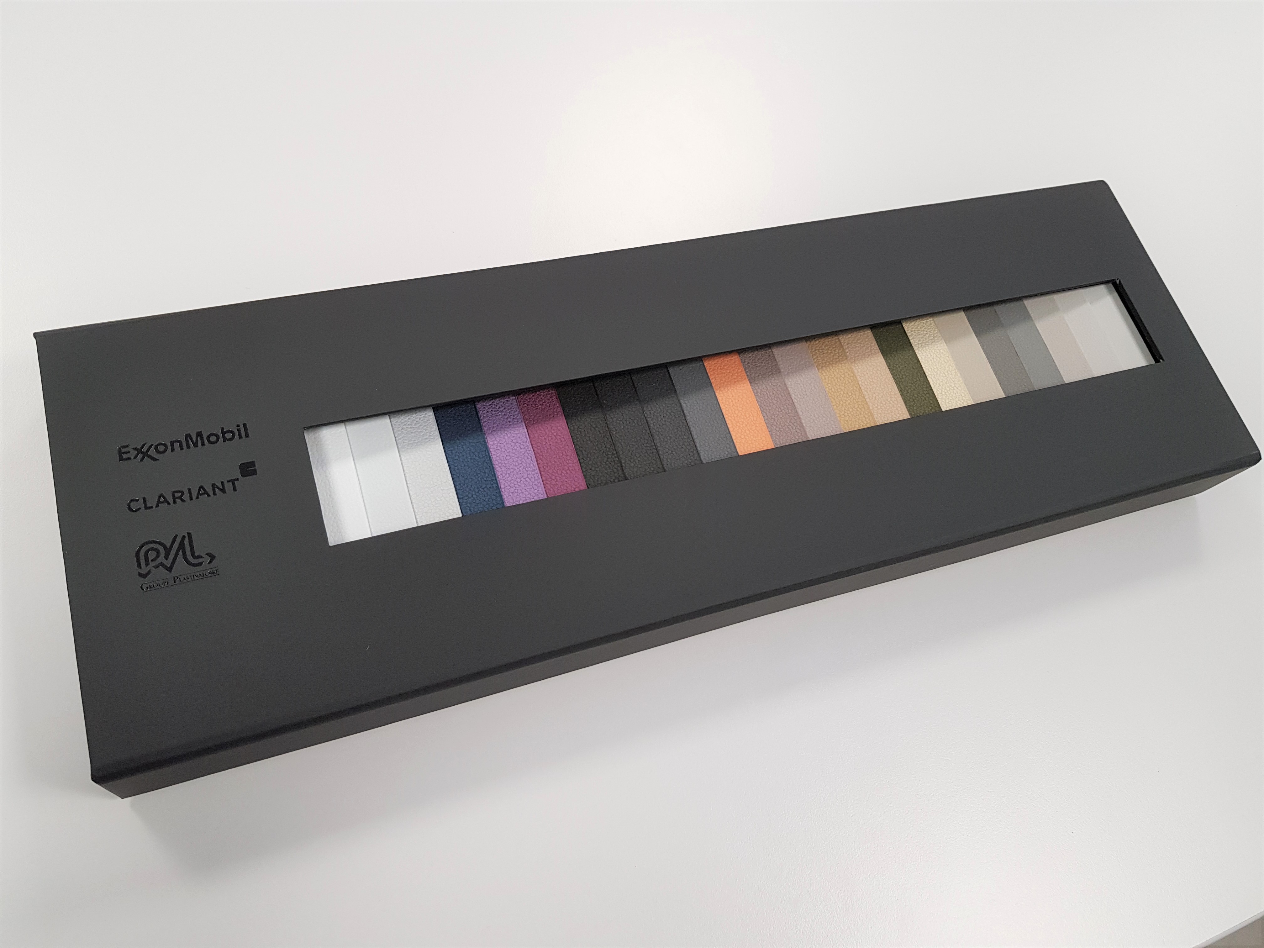 New color catalogue for Automotive application. 
(Photo: Clariant)