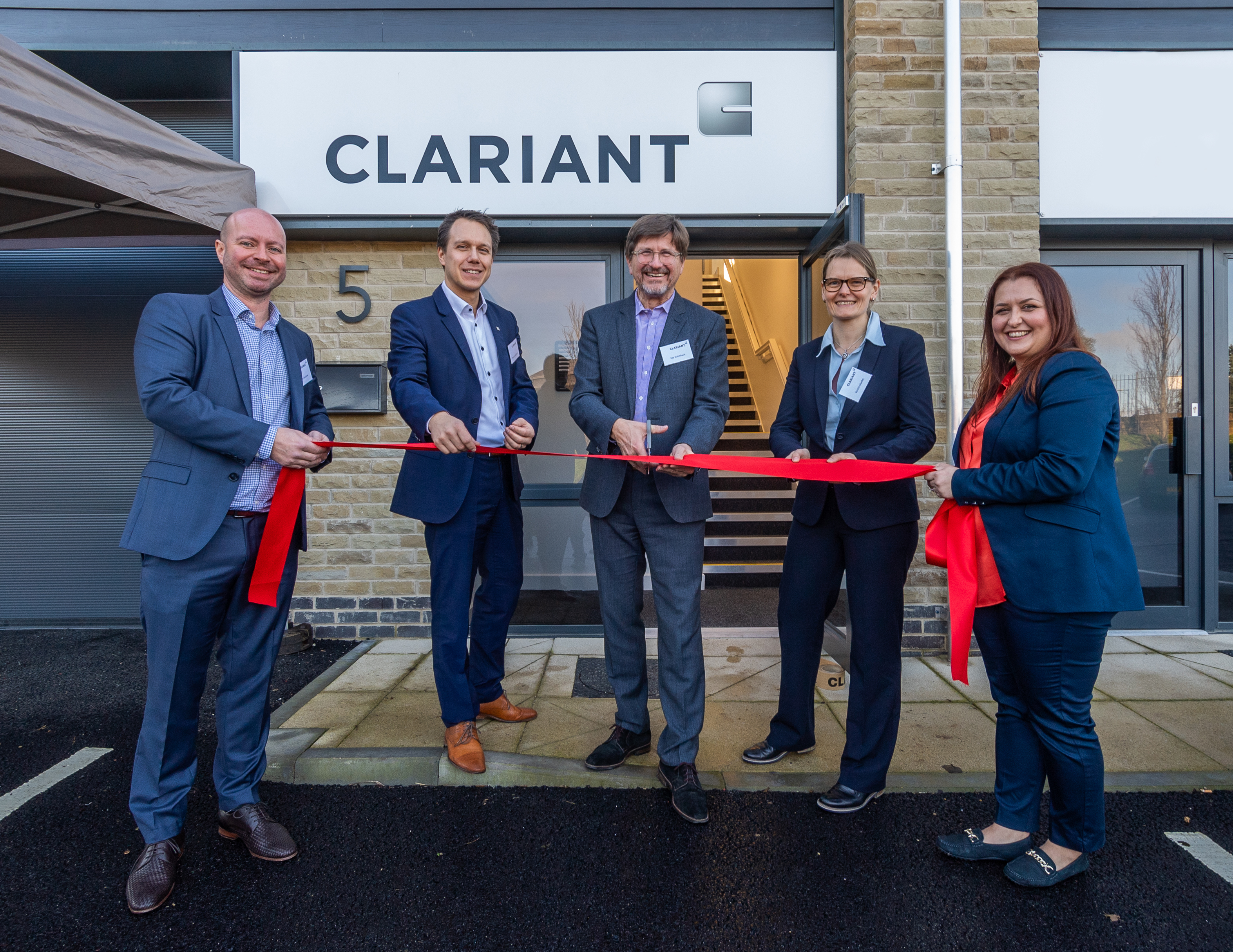 New technology for a new laboratory: Clariant Refinery Services opens state-of-the-art crude and f...