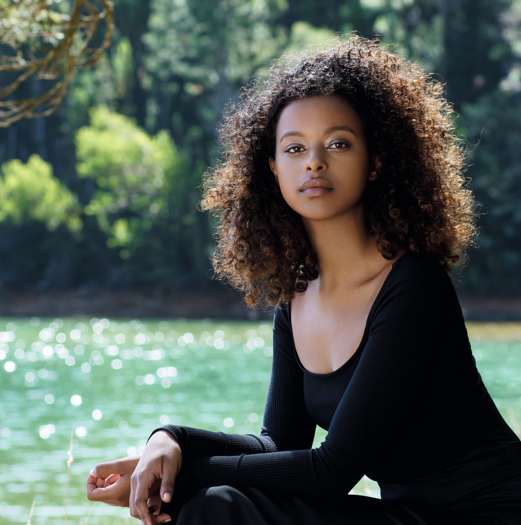 Compromised skin is typically dry, irritated, reactive and sensitive. Ethience Protect restores a ... Compromised skin is typically dry, irritated, reactive and sensitive. Ethience Protect restores a ...