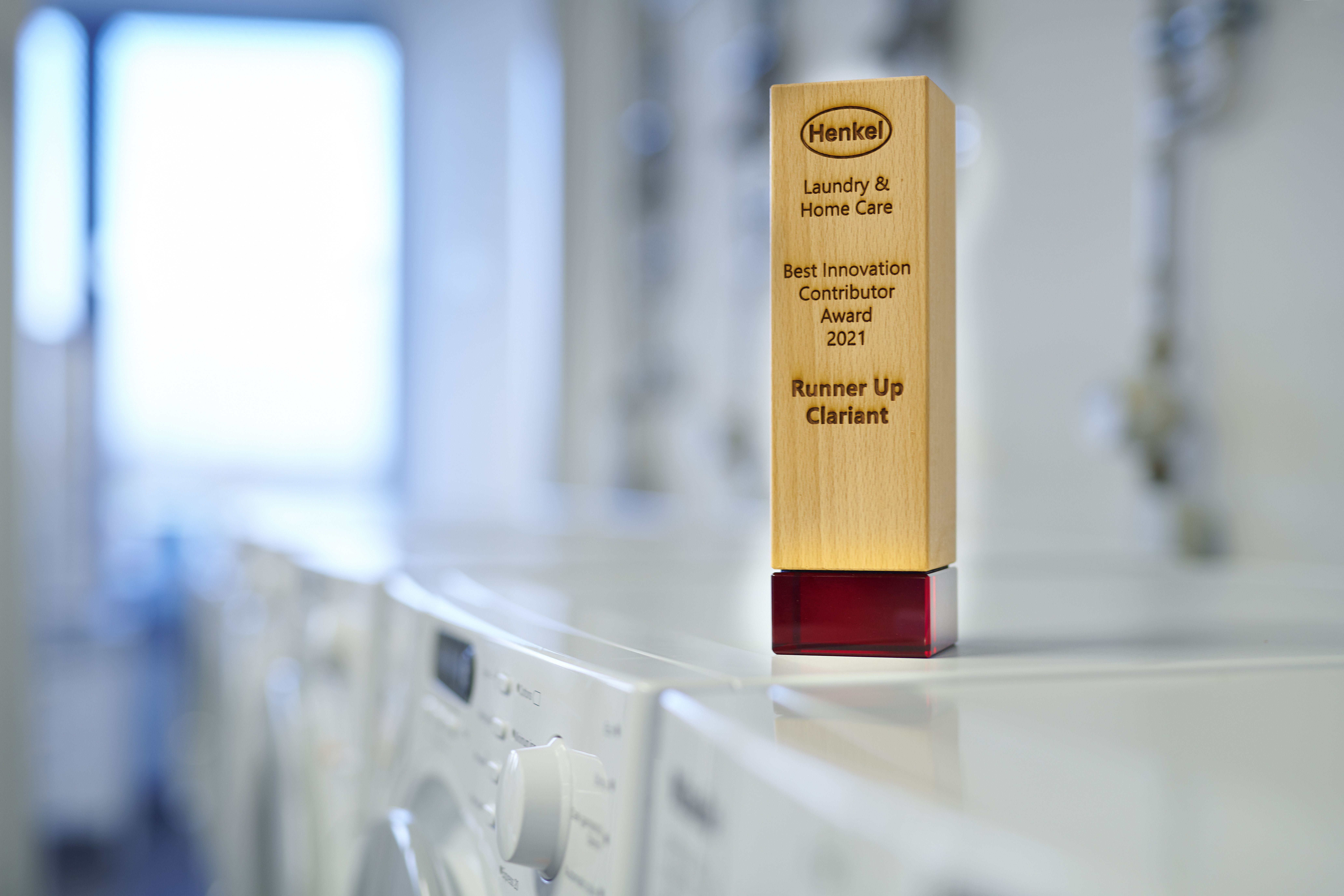 Clariant Henkel Award Trophy, Best Innovation Contributor 2021.