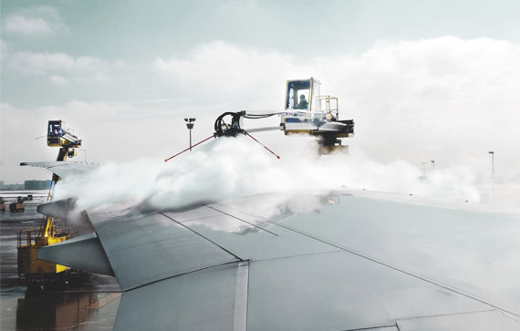 Safewing Deicing Ingredients Enable Winter Travel