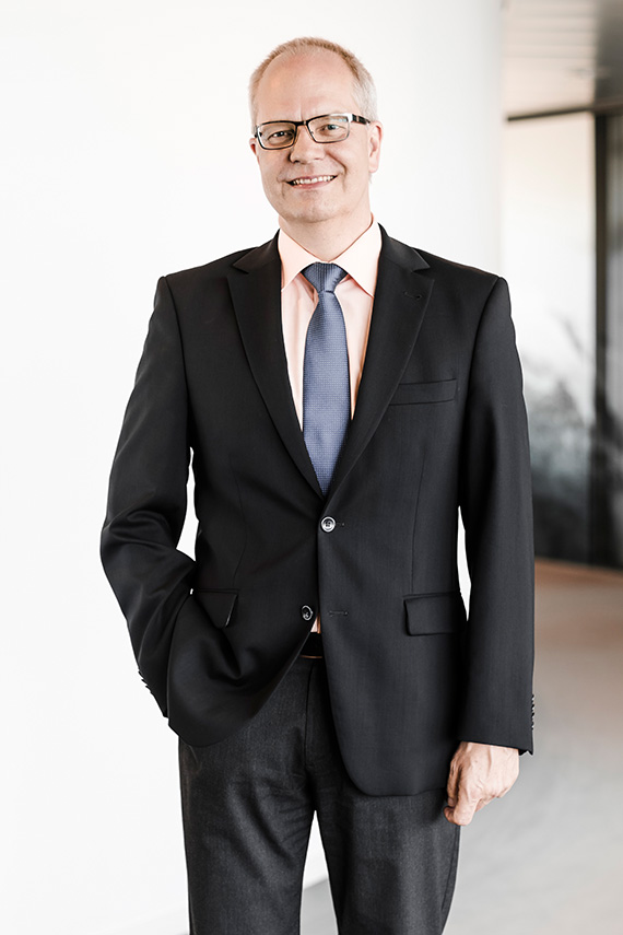 Portrait of Dr. Wolfgang Diegritz from Celanese.
