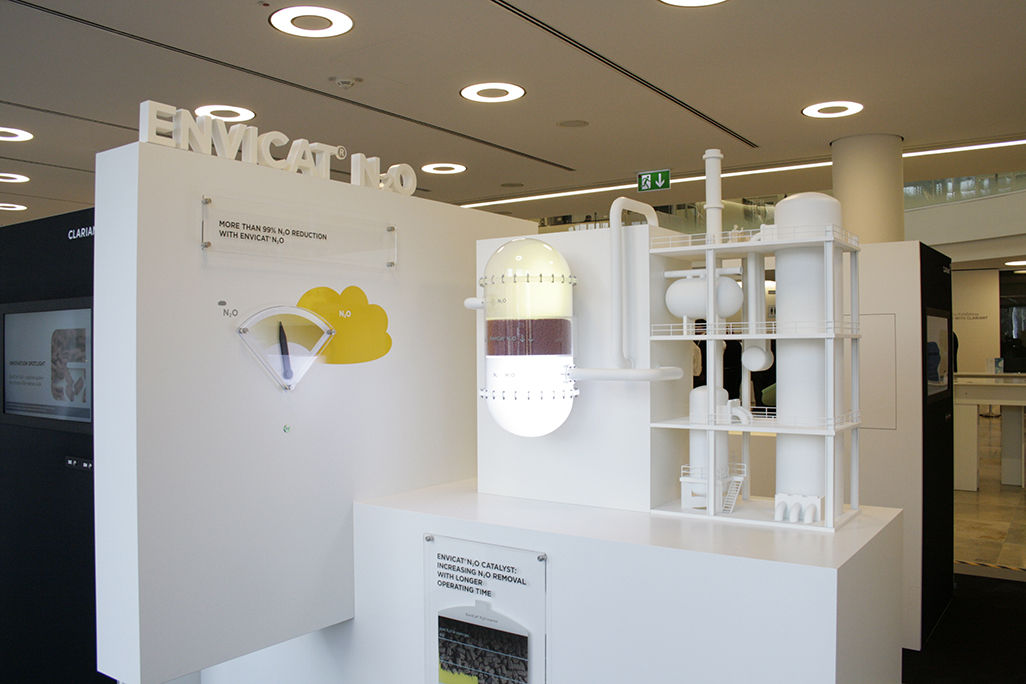  The interactive models were a magnet for whole families, as both parents and children found lots to interest them.