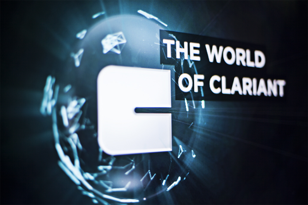  »In Touch with Clariant«: A unique interactive multimedia installation takes visitors on a journey along a 13-meter multi-touch wall to discover the past, present and future of Clariant.