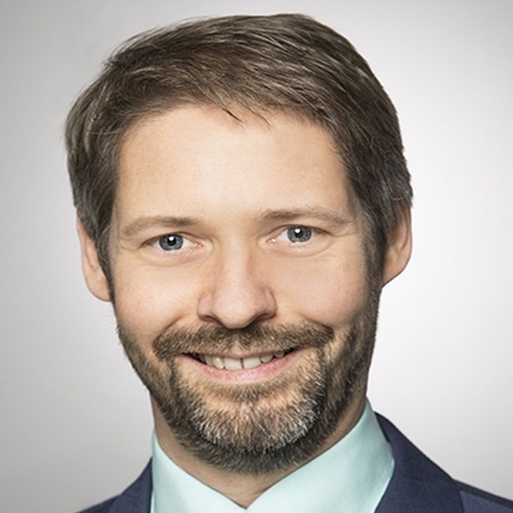 Dr. Michael Schopferer